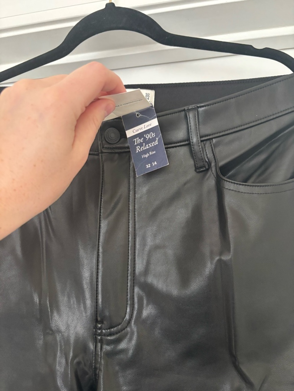 Abercrombie & Fitch Black Vegan Leather Pants High Rise Straight Leg NWT Size 32 - Picture 5 of 8